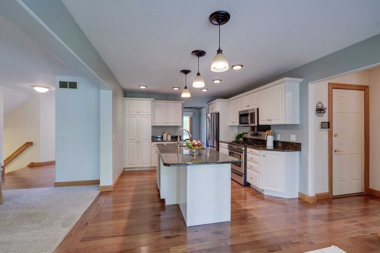 3874 Coachman Dr - Photo 2 of 15