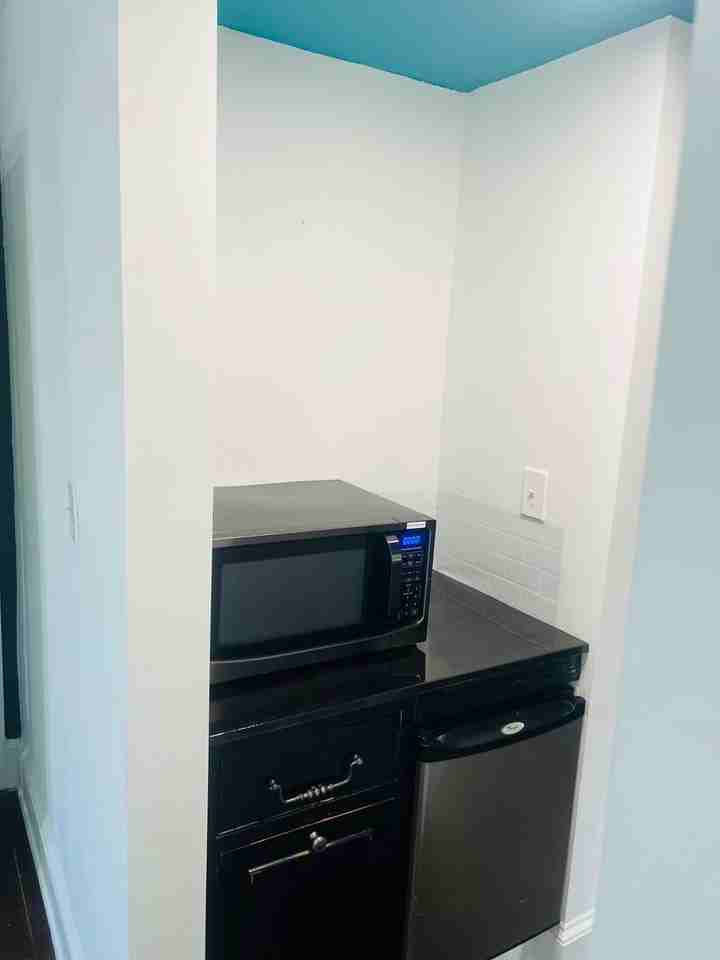 4109 South Tryon Street - Photo 3 of 10