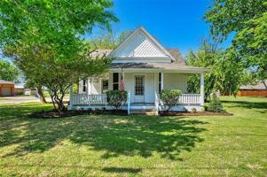 featured image of 676 S Waco St #NA