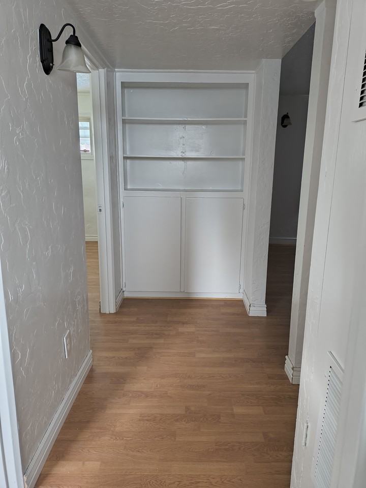 5025 S 4460 W #NA - Photo 4 of 10