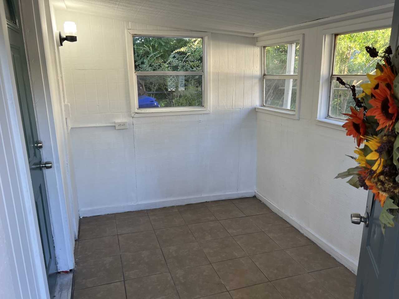 17 Neptune Rd #NA - Photo 3 of 21