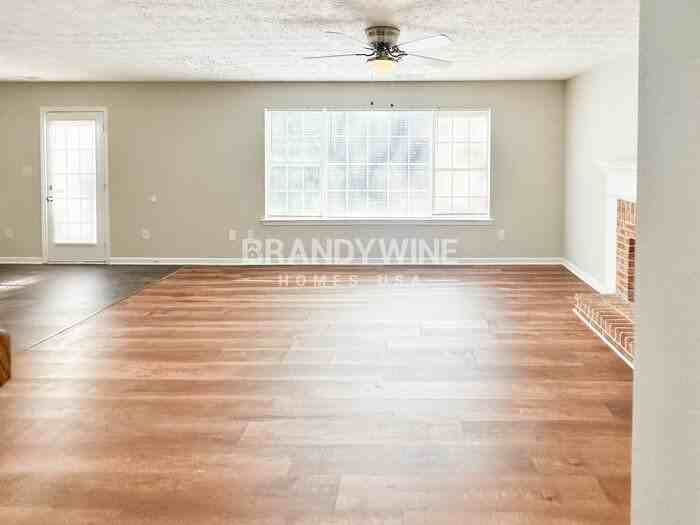 5210 Summer Brooke Ct - Photo 3 of 23