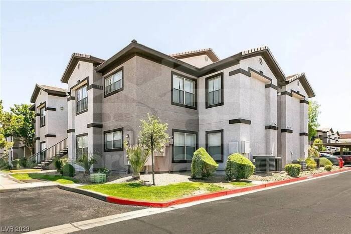 45 Maleena Mesa St #1712 - Photo 2 of 6