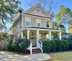 featured image of 3008 Bratton St