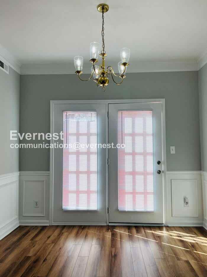 11925 Long Forest Dr - Photo 7 of 24