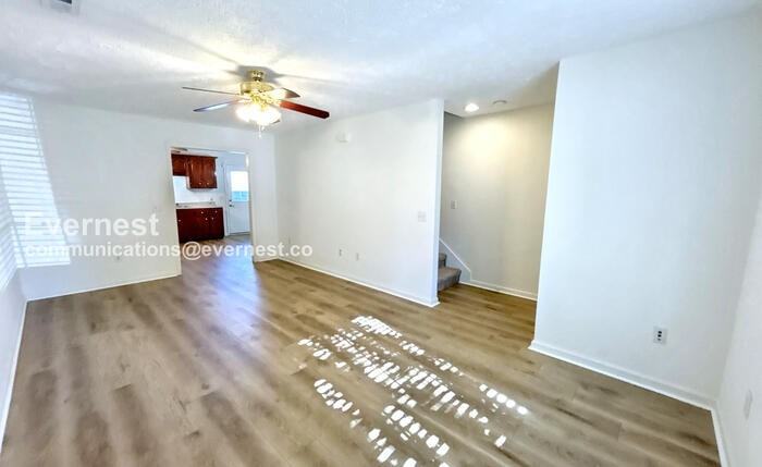 720 William Howard Pl - Photo 6 of 24