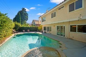 featured image of 16336 Elmont Ave