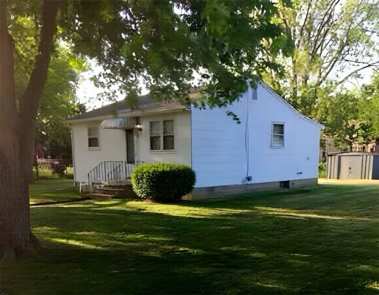 219 Texas Ave #NA - Photo 2 of 16