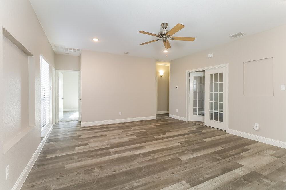 1029 Primrose St - Photo 5 of 16