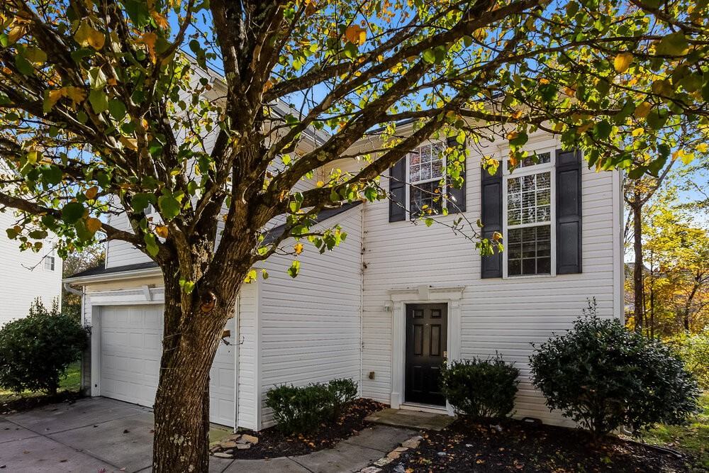 12618 Hazy Valley Ct - Photo 5 of 17