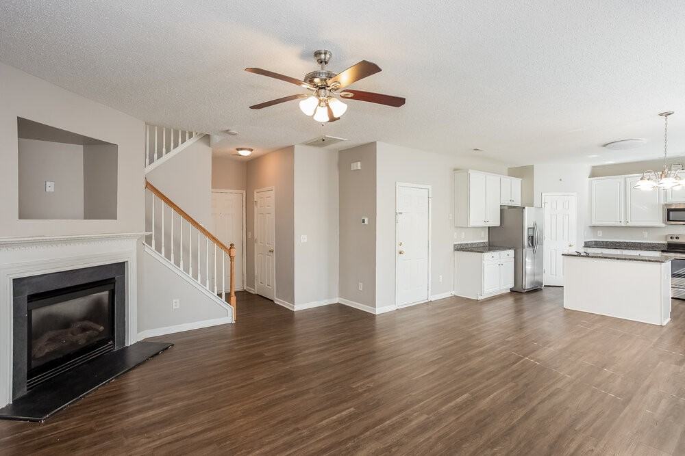 12618 Hazy Valley Ct - Photo 7 of 17