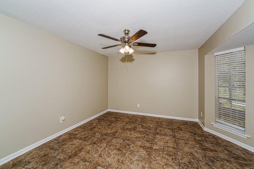 1416 Maralyn Dr - Photo 6 of 17