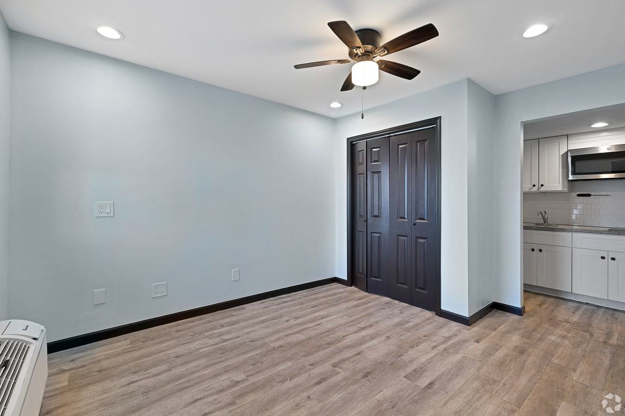 2617 Napoleon Street #6 - Photo 3 of 8