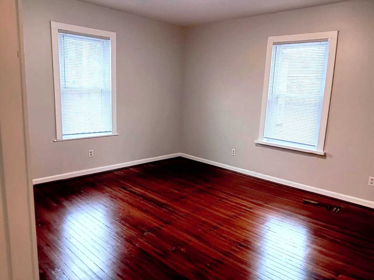 1609 Chapman Ave Sw #B - Photo 7 of 10