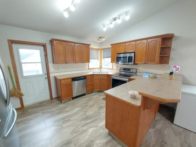 7 Oxley Street - Photo 2 of 27