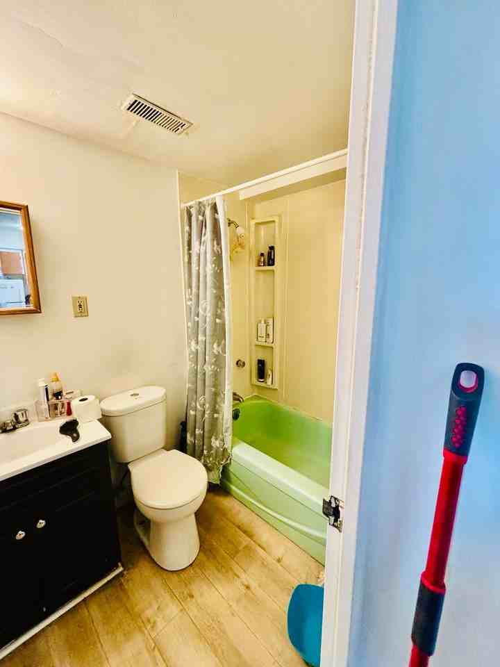 5713 Victoria Road #604 - Photo 7 of 12