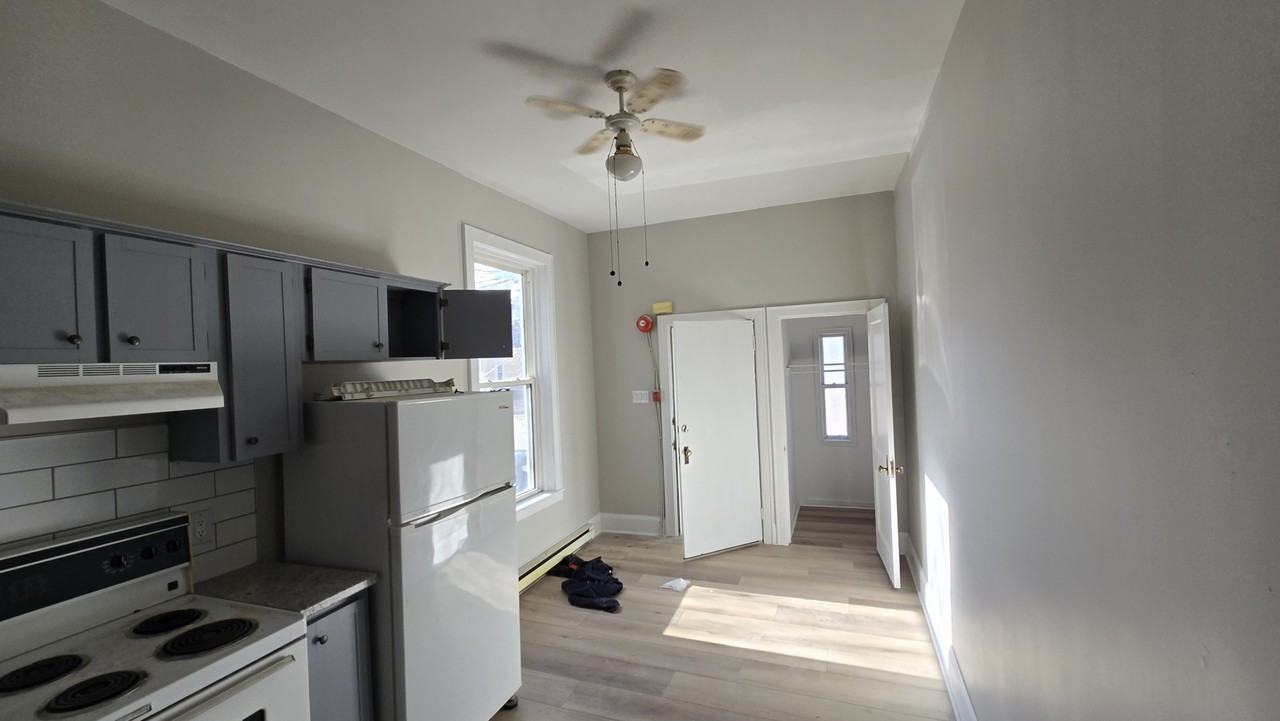 97 Alma Street #1 - Photo 5 of 9