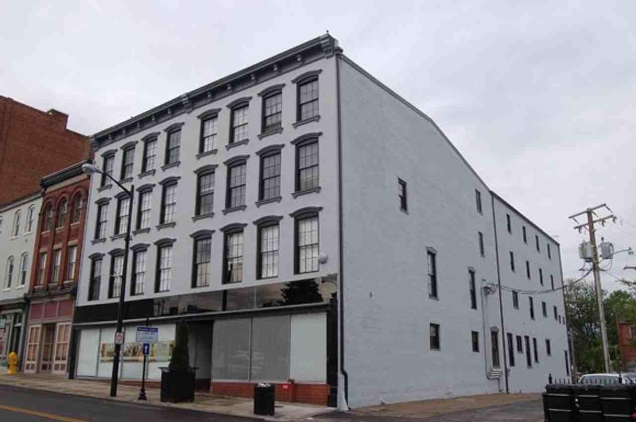 Old Towne Flats - Photo 2 of 8