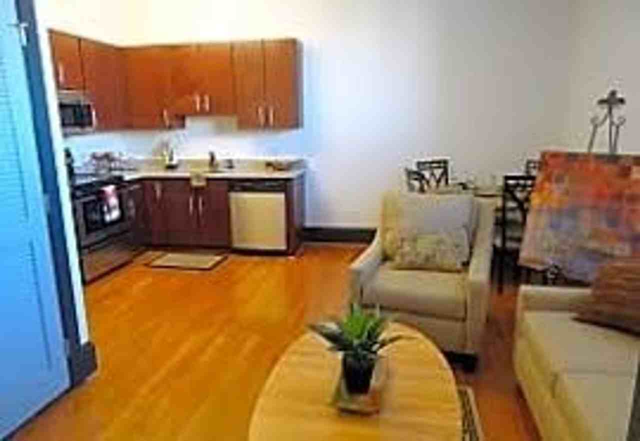 Old Towne Flats - Photo 4 of 8