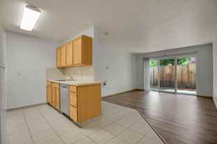 #327 BURNSIDE EAST - Photo 1 of 1