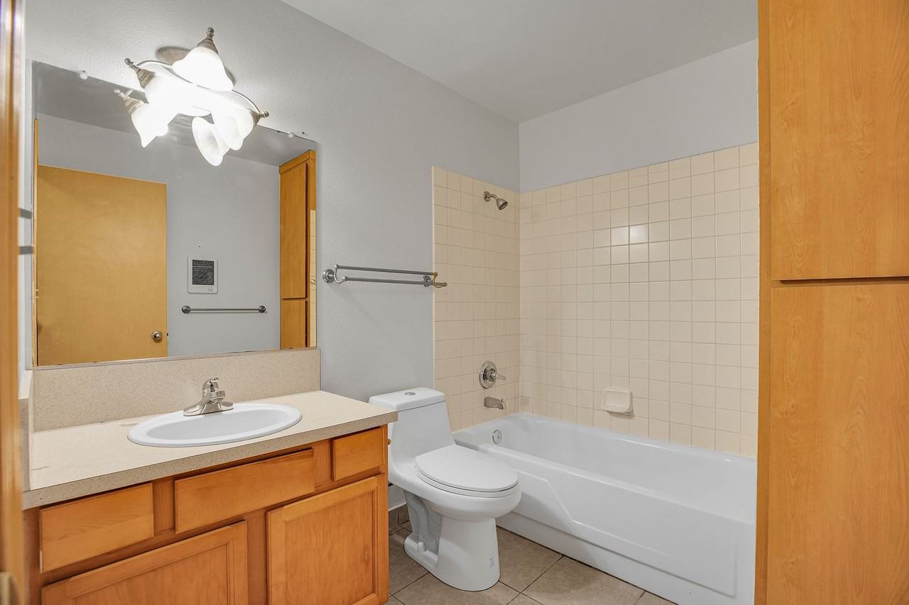 #327 BURNSIDE EAST - Photo 6 of 8