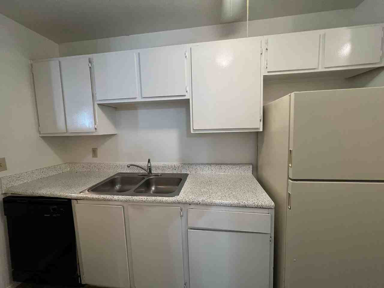 Cypresswood Apartments - Photo 4 of 35