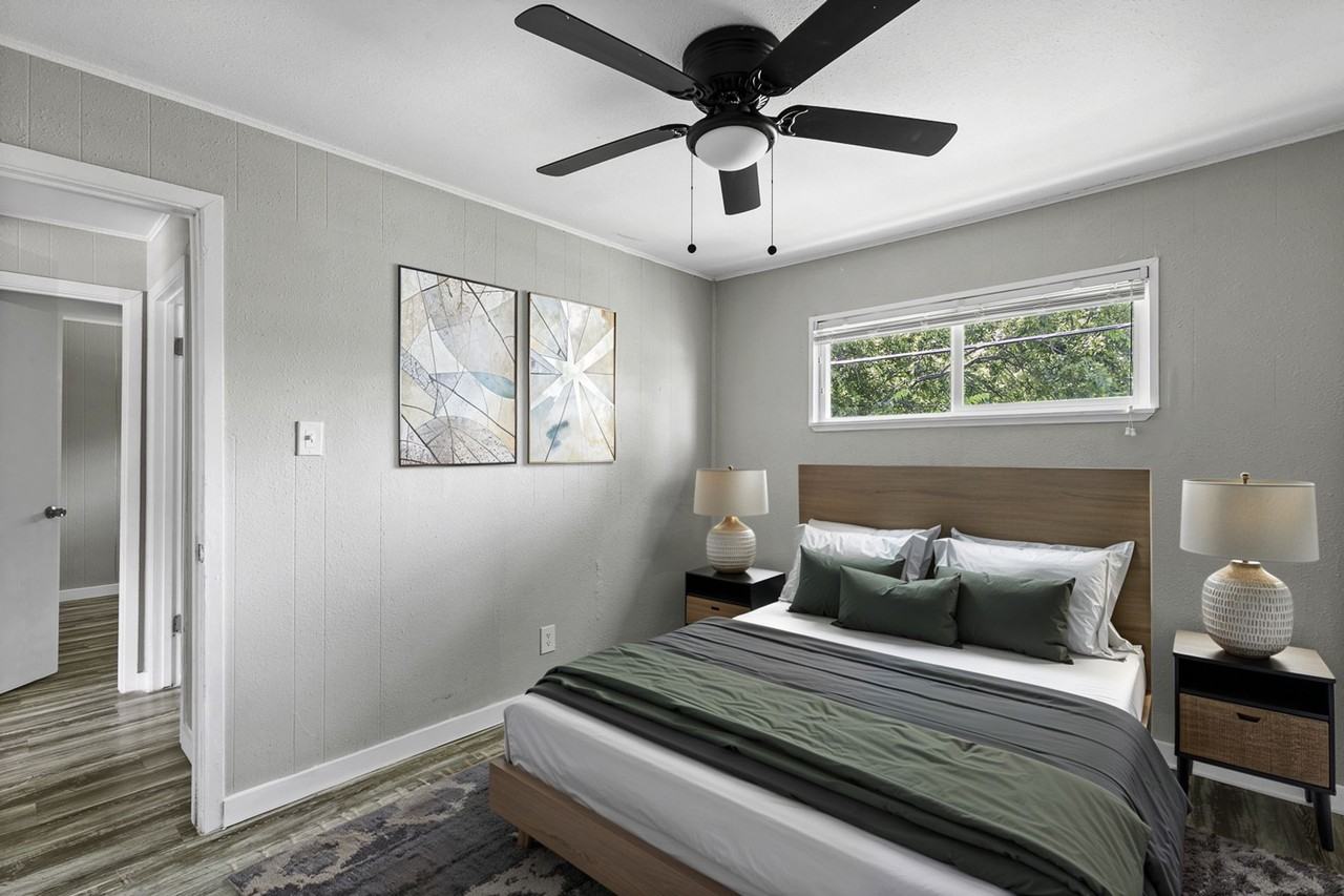 Sundance Apartments - Photo 4 of 34