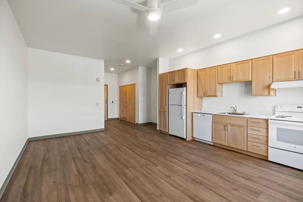 151 Ne 103rd St - Photo 7 of 27