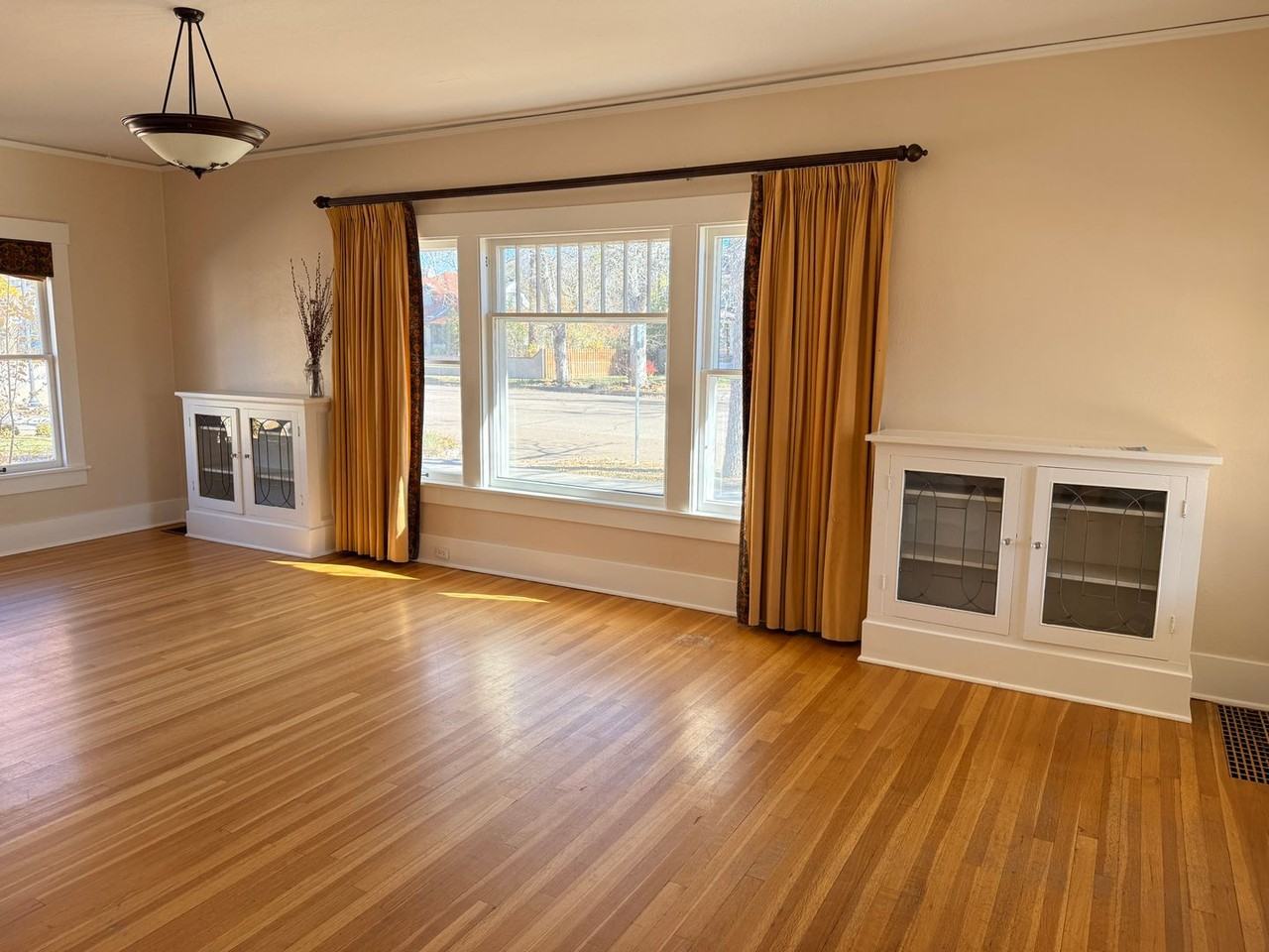 1304 N Tejon St - Photo 6 of 21