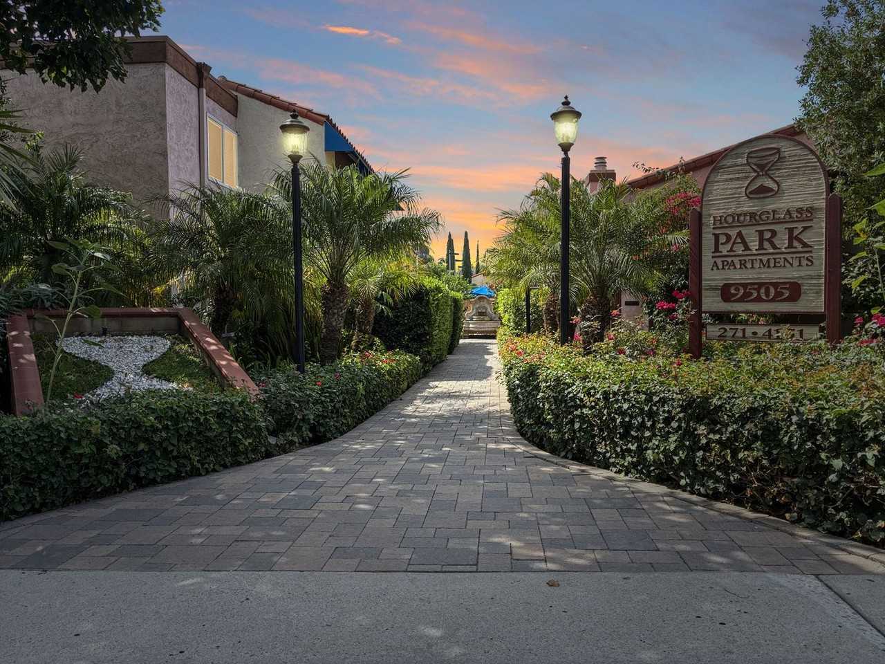 Hourglass Park Apartments - Photo 6 of 36