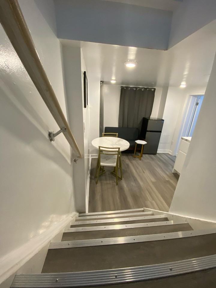 413 Nairn Avenue - Photo 3 of 16