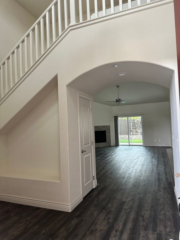 260 Waterfall Rd - Photo 3 of 25