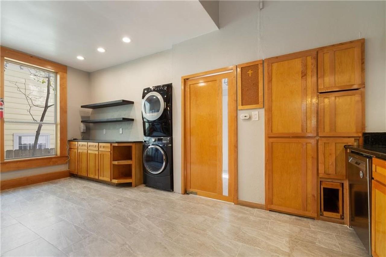 3210 Hampton Rd ##B - Photo 4 of 26