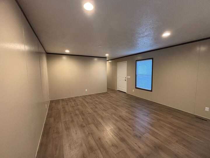 601 Kathy Street - Photo 5 of 35