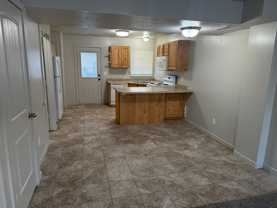 Beautiful town house with central air. - Photo 1 of 1