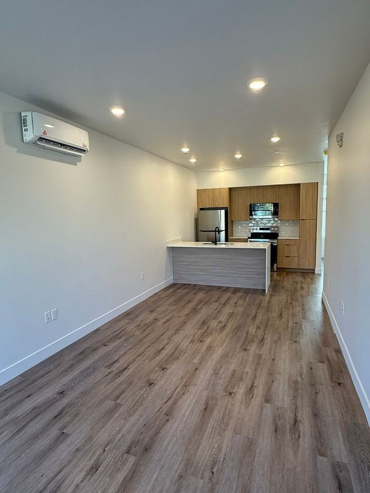 Park Place Townhomes - Photo 2 of 37