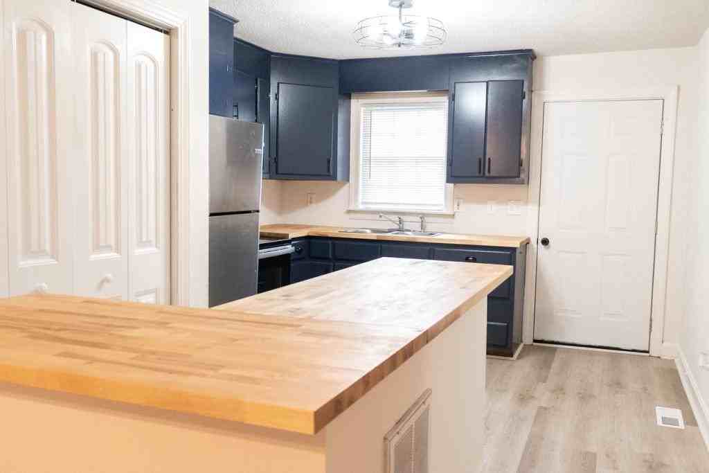 103 Patton Dr - Photo 3 of 9