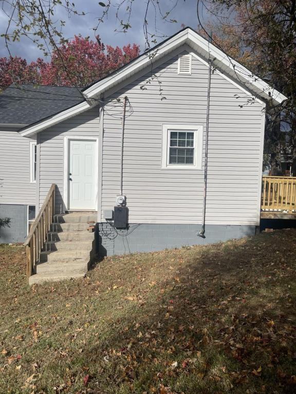 407 Connecticut Ave - Photo 6 of 39