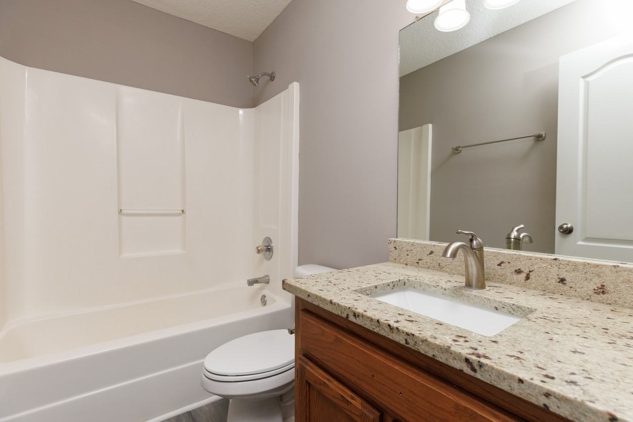 323 Willow Oak Dr - Photo 7 of 29