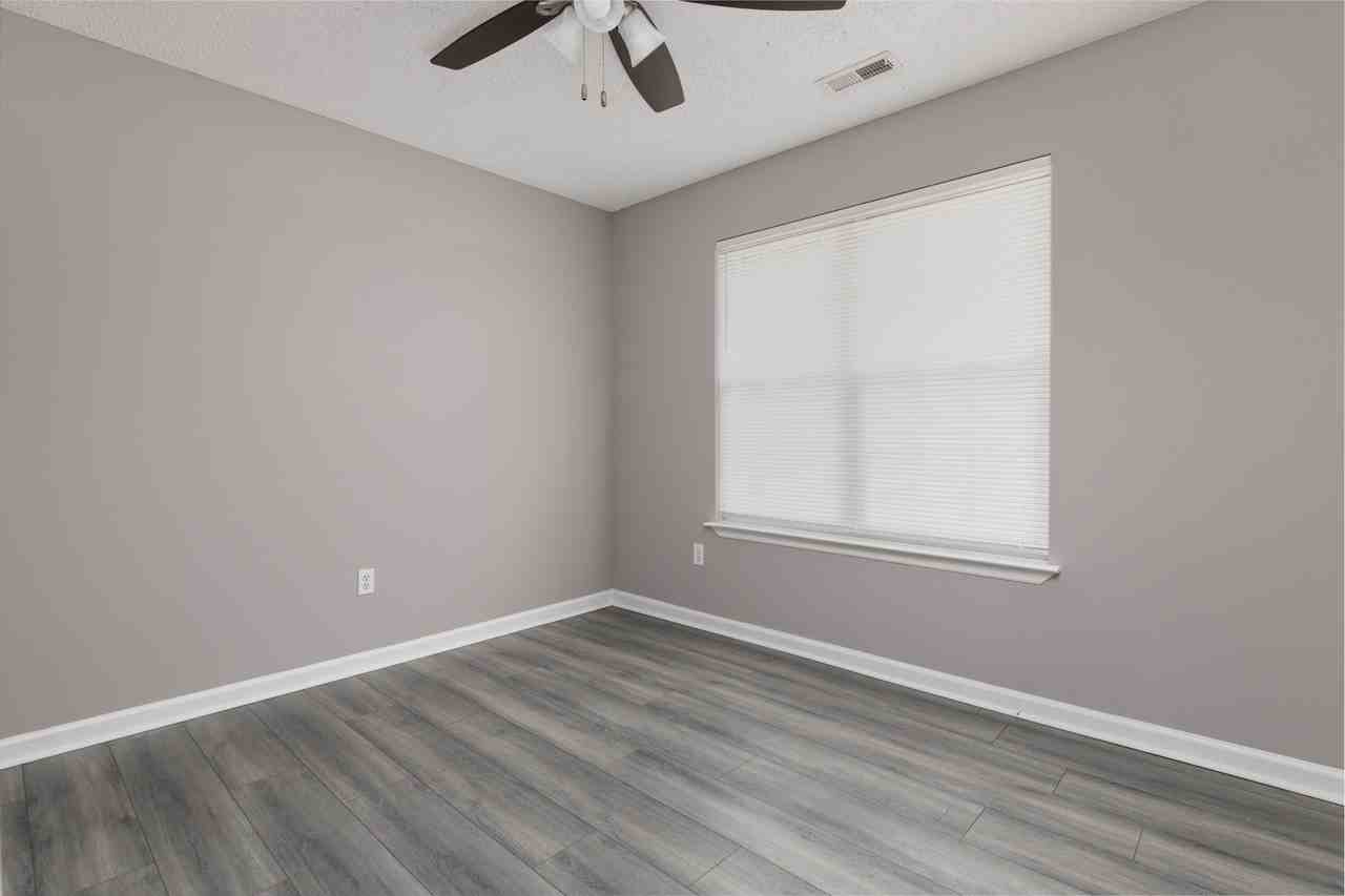 323 Willow Oak Dr - Photo 7 of 29