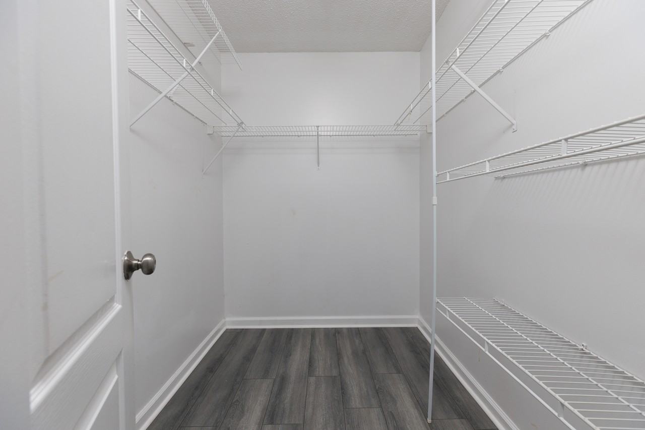 323 Willow Oak Dr - Photo 4 of 29