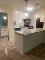 featured image of 530 N Lake St