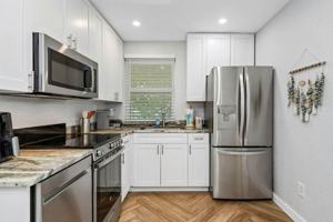 featured image of 405 Locklie St