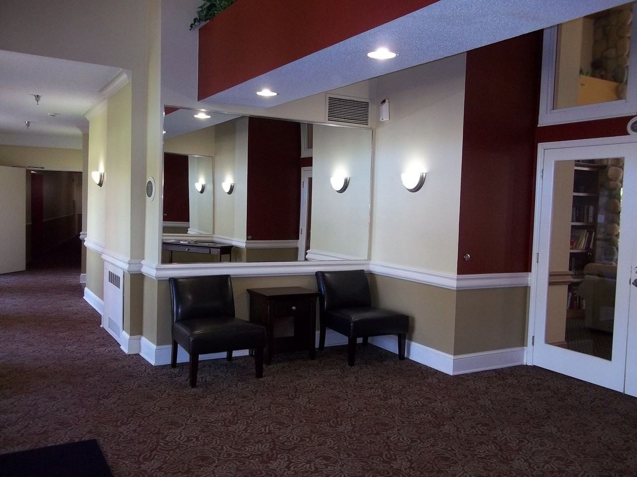 Lake Place Luxury Apartments & Townhomes - Photo 2 of 30