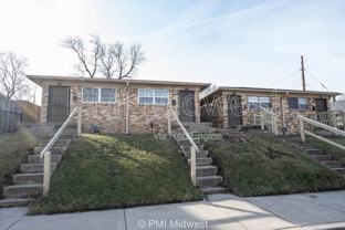 821 Iowa St - Photo 1 of 1