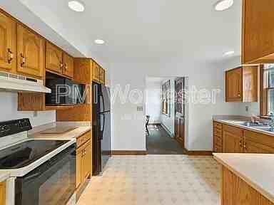 178 Massasoit Rd - Photo 4 of 30