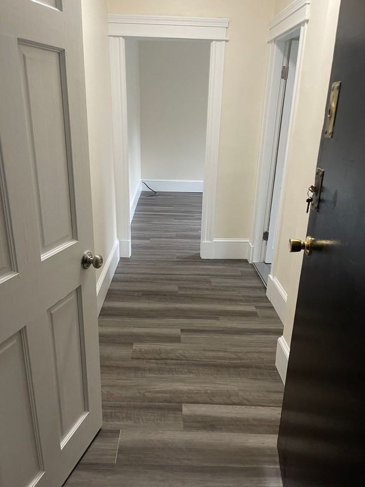 1156 Commonwealth Ave - Photo 3 of 8