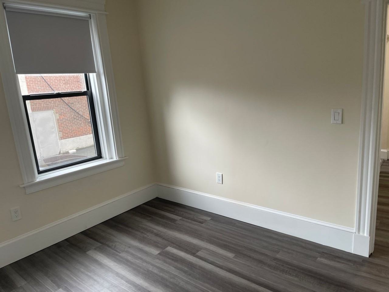 1156 Commonwealth Ave - Photo 4 of 8