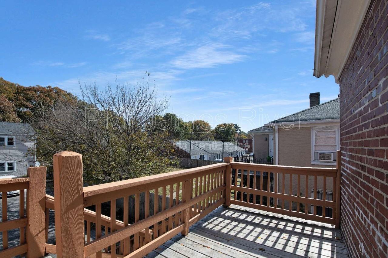 4915 Chamberlayne Ave #3 - Photo 4 of 10