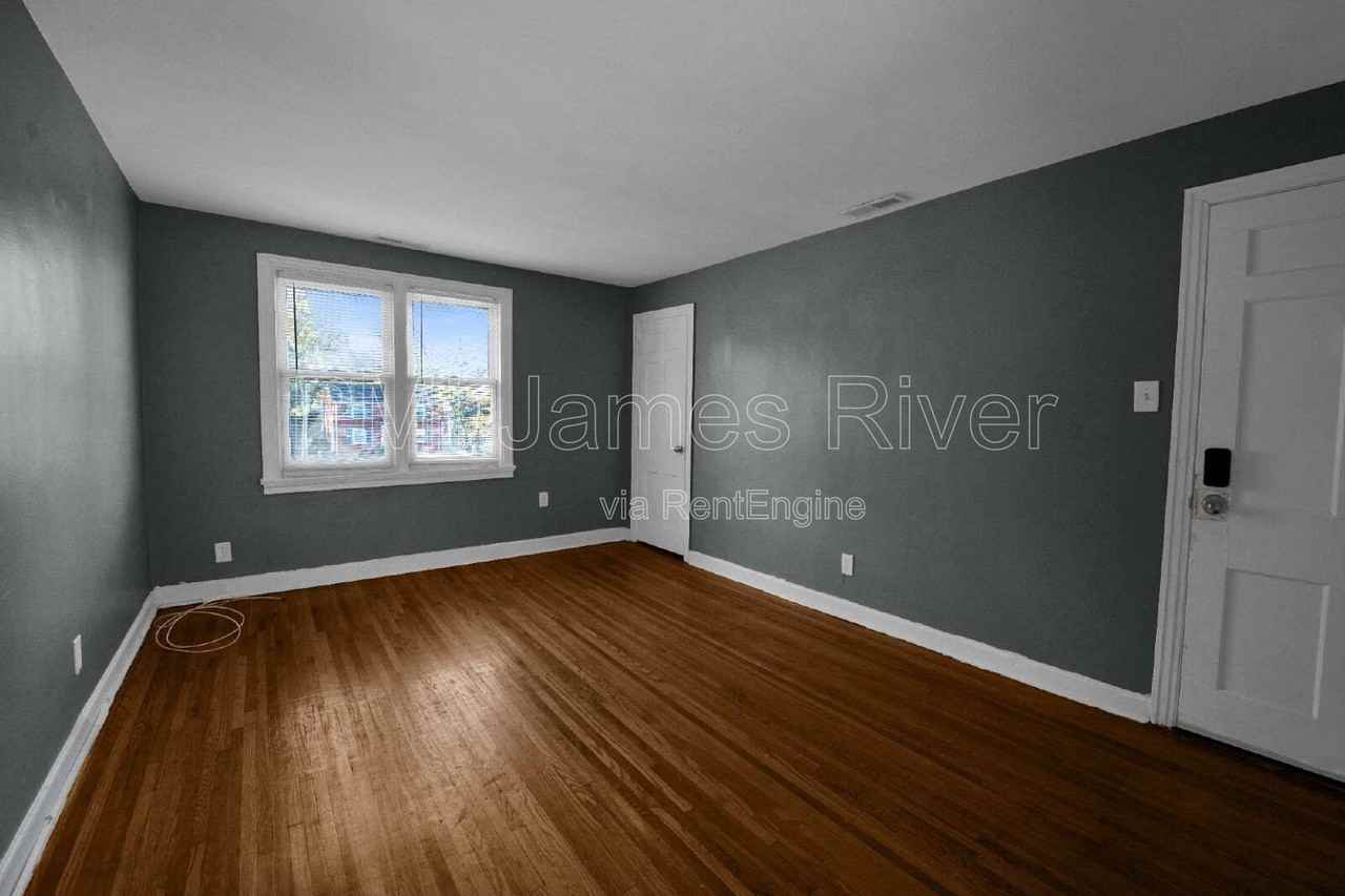 4915 Chamberlayne Ave #3 - Photo 5 of 10